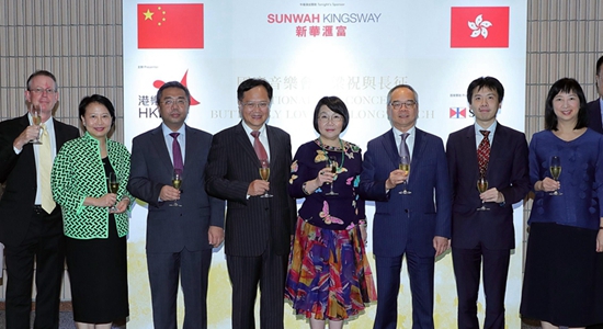 陳冬主禮香港管弦樂團(tuán)國慶音樂會