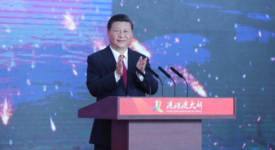 習(xí)近平出席開通儀式并宣布港珠澳大橋正式開通