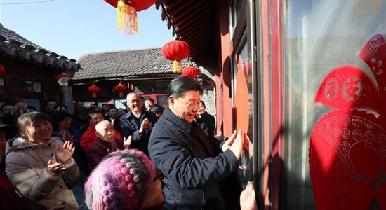 習(xí)近平春節(jié)前夕在北京看望慰問基層干部群眾