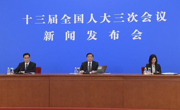 十三屆全國人大三次會議舉行新聞發(fā)布會 大會發(fā)言人張業(yè)遂答中外記者問