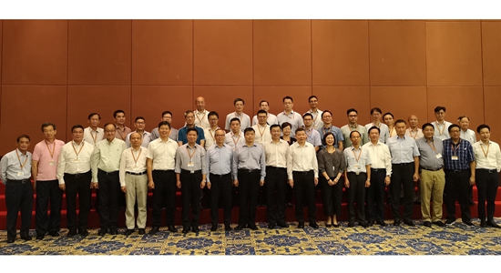 香港十八區(qū)區(qū)議會正副主席考察大灣區(qū) 何靖任考察團(tuán)榮譽(yù)顧問